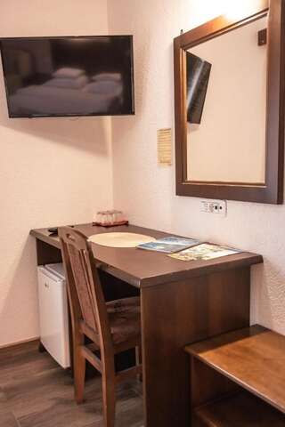Отель Hotel Zlatni bor Жабляк Двухместный номер Делюкс с 1 кроватью-2