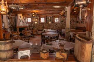 Отель Hotel Zlatni bor Жабляк-4