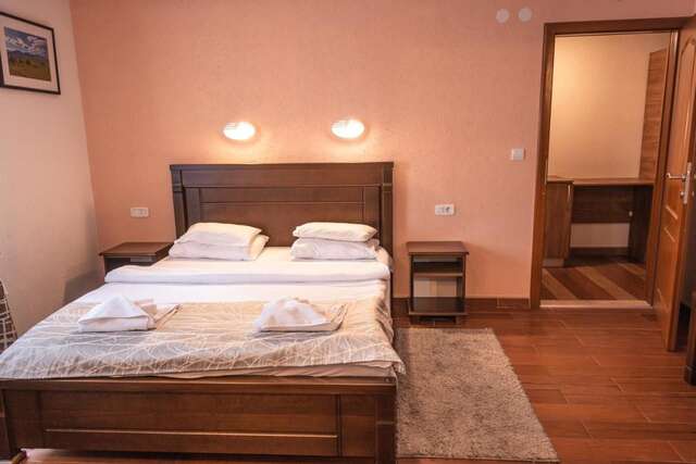 Отель Hotel Zlatni bor Жабляк-39