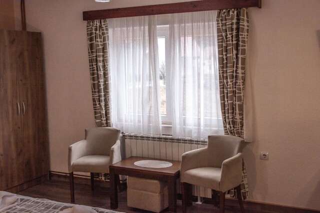 Отель Hotel Zlatni bor Жабляк-53